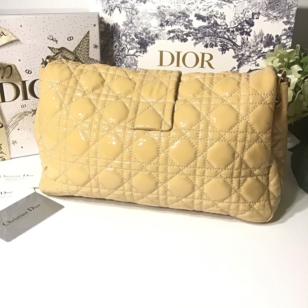 💔SOLD! HOST PICK DIOR NEW LOCK FLAP BAG - Picture 3 of 16
